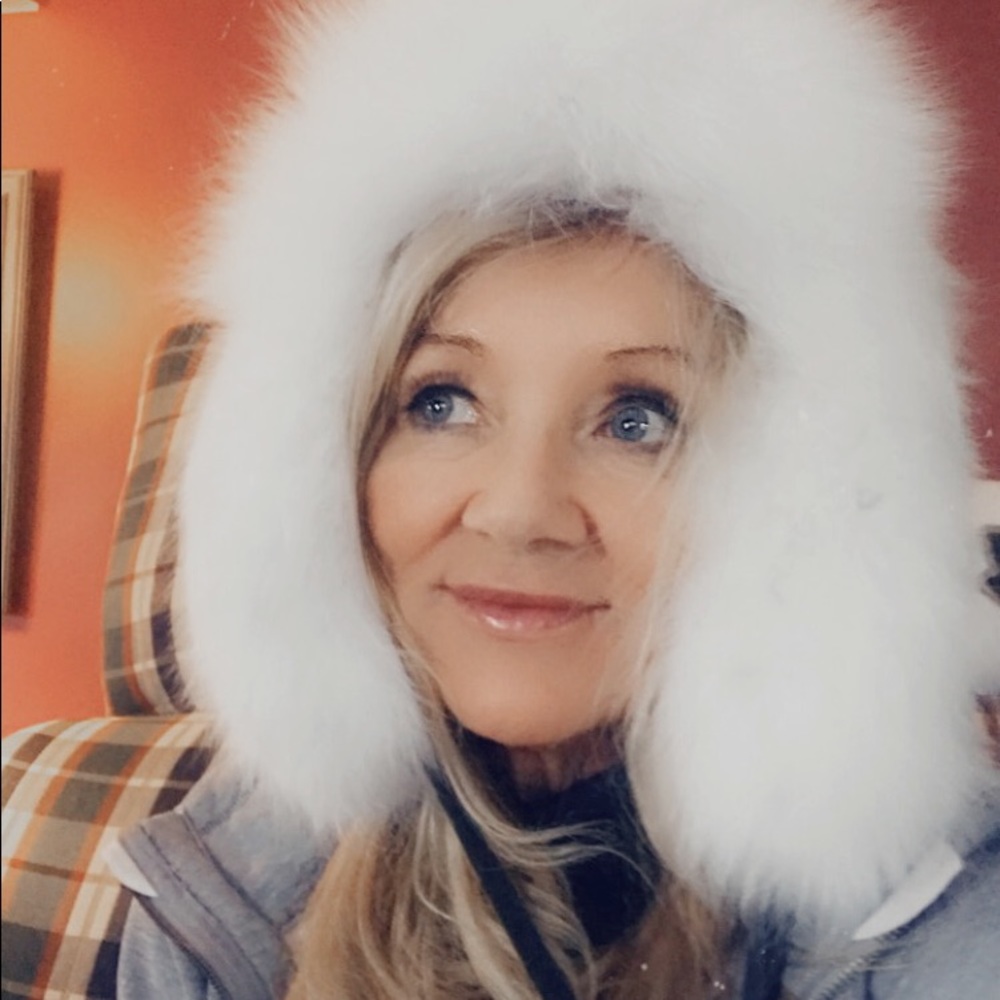White Artic White Fox Hat